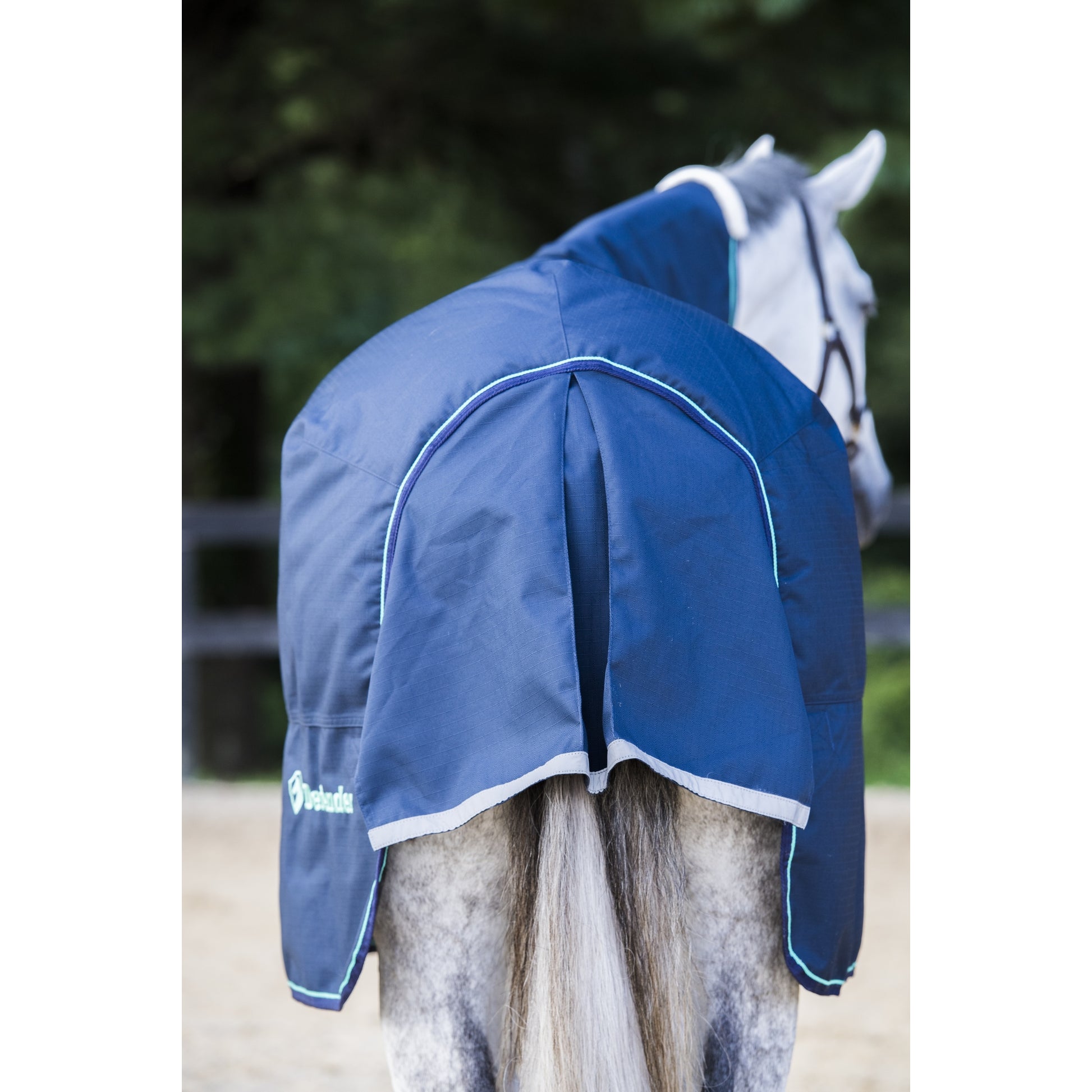 Defender Platinum 1200D Turnout Sheet
