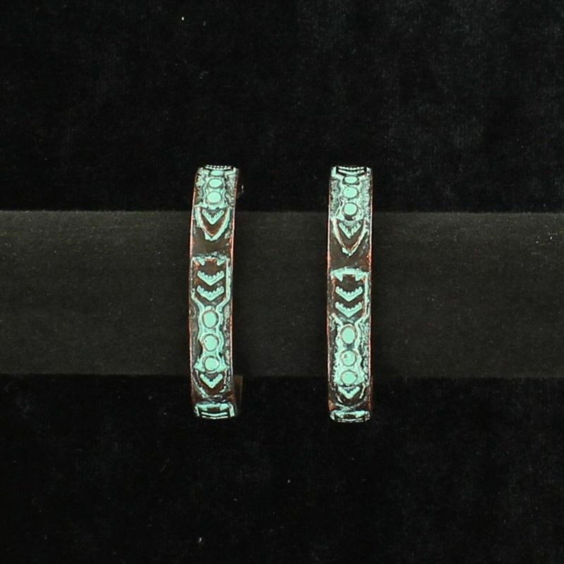 Blazin Roxx Stone Patina Hoop EarringsBk/Wh