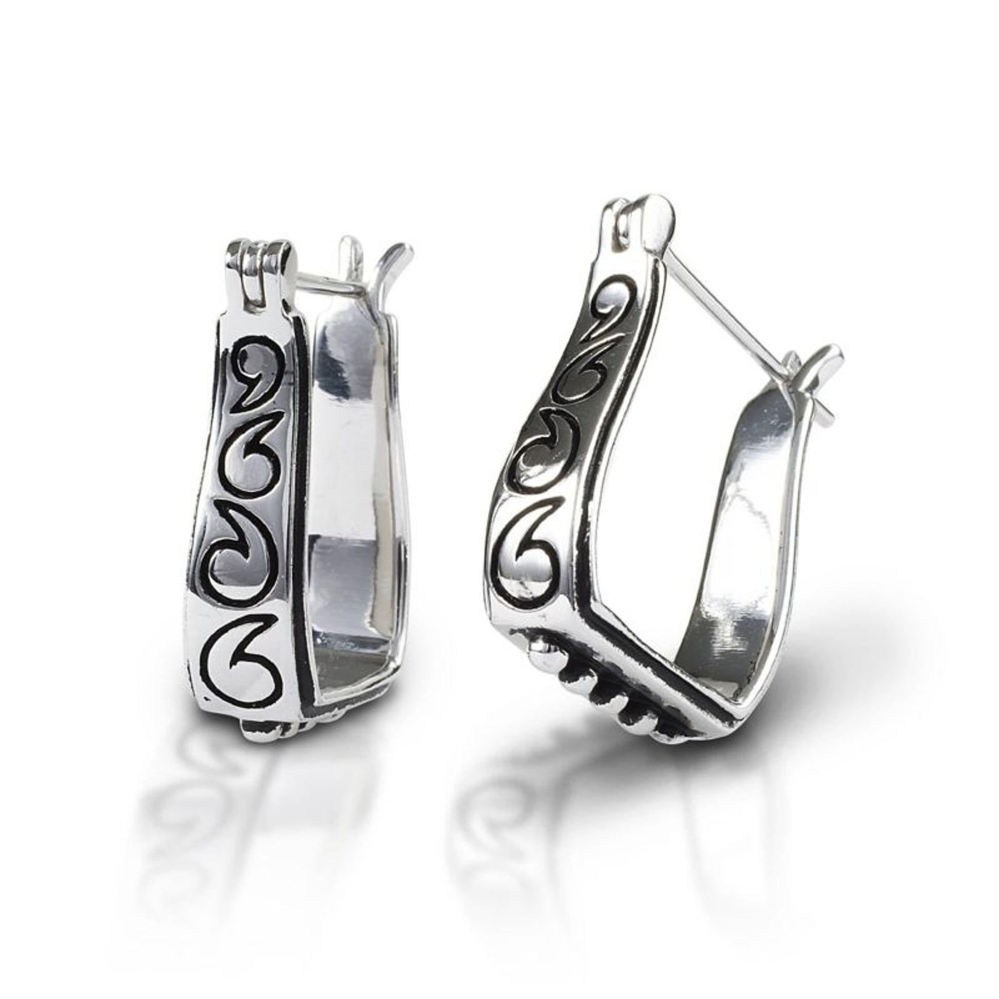 Kelly Herd Engraved Stirrup Earring - Sterling Sil
