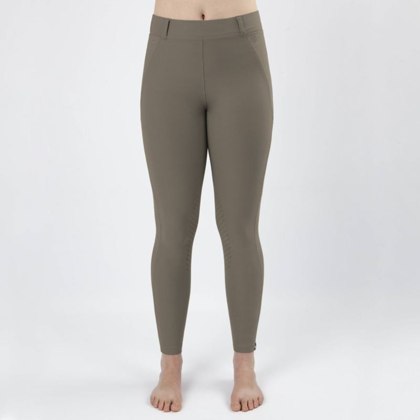 TH1606848_20962.jpg